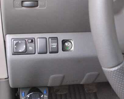 UNIVERSAL SWITCH